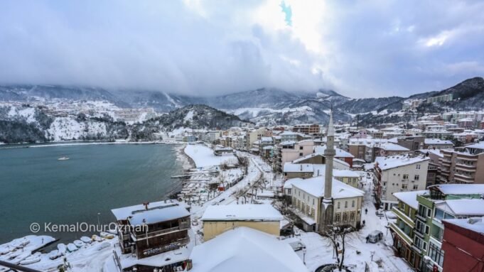 Amasra Kaleiçi'nin Taş Sokaklarında Geçmişin İzleri